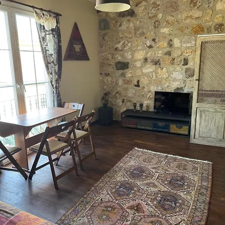 Apartment The Old Stone House *