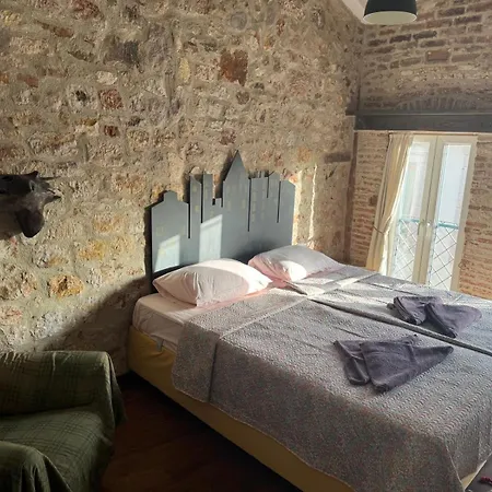 Apartment The Old Stone House *